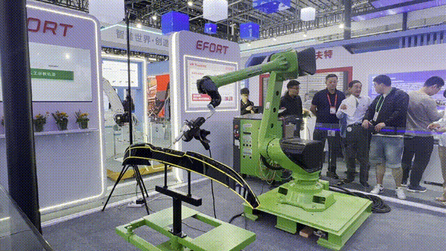 16983119278235165WvG.gif ÅçÍ¿.gif