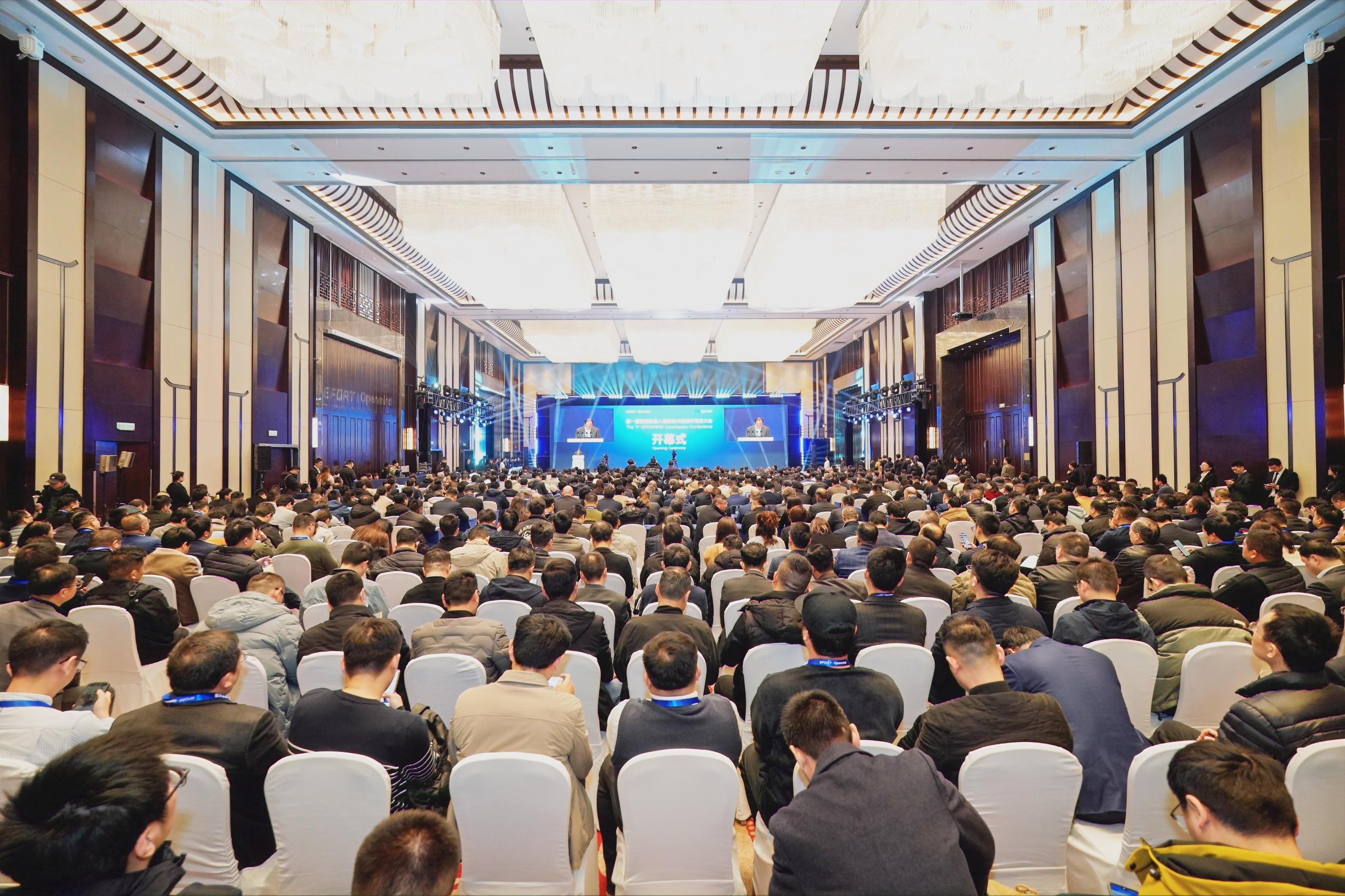 1740981996892417p0FM.jpg 1740981996892417p0FM.jpg