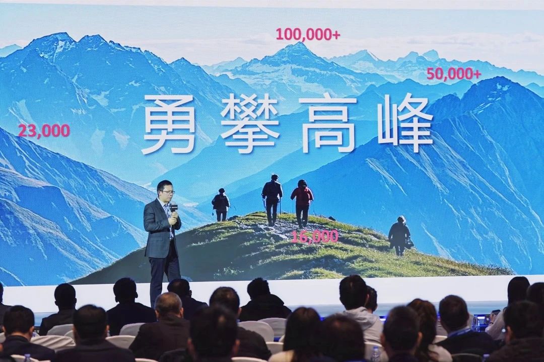 174296652655810644CC.jpg 174296652655810644CC.jpg